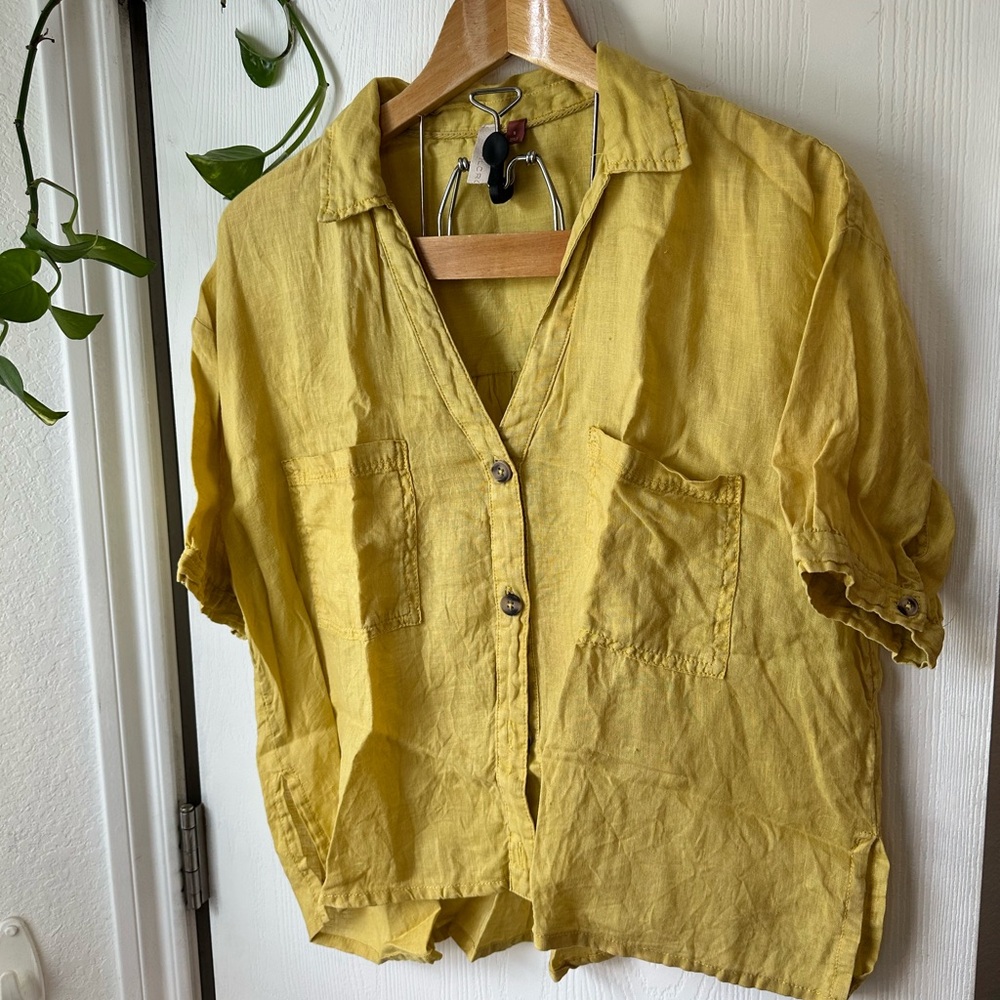 Pilcro Sunny Yellow Short Sleeve Button-up Blouse - Picture 3 of 6